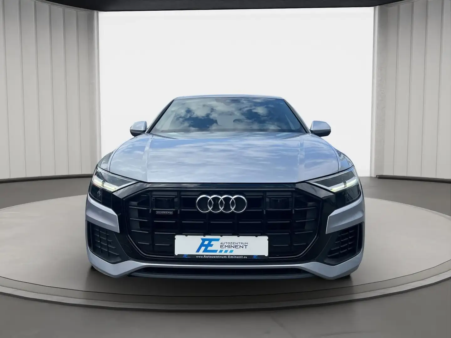 Audi Q8 50 TDI Q. AHK Stanh. Sitzb. ACC B&O 4,99% Silber - 2