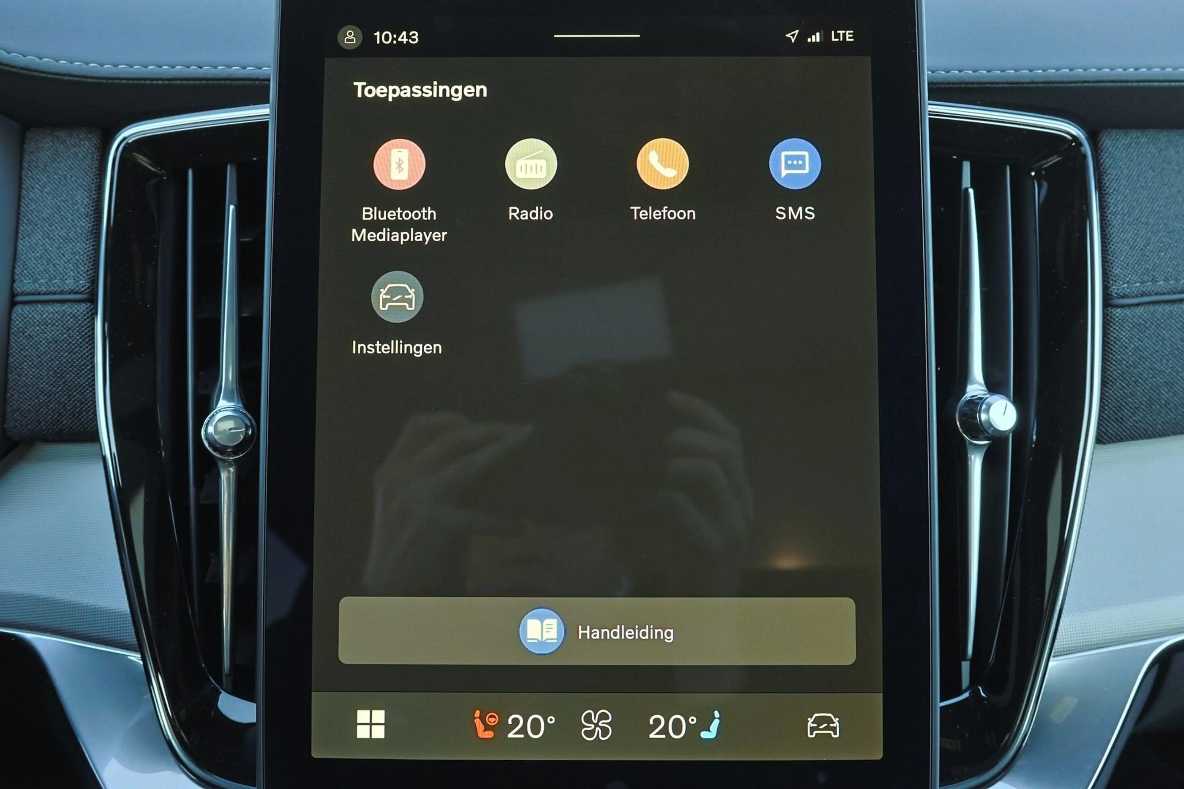Volvo XC90 T8 Recharge AWD Ultra Black Edition - Panorama/sch — photo 6