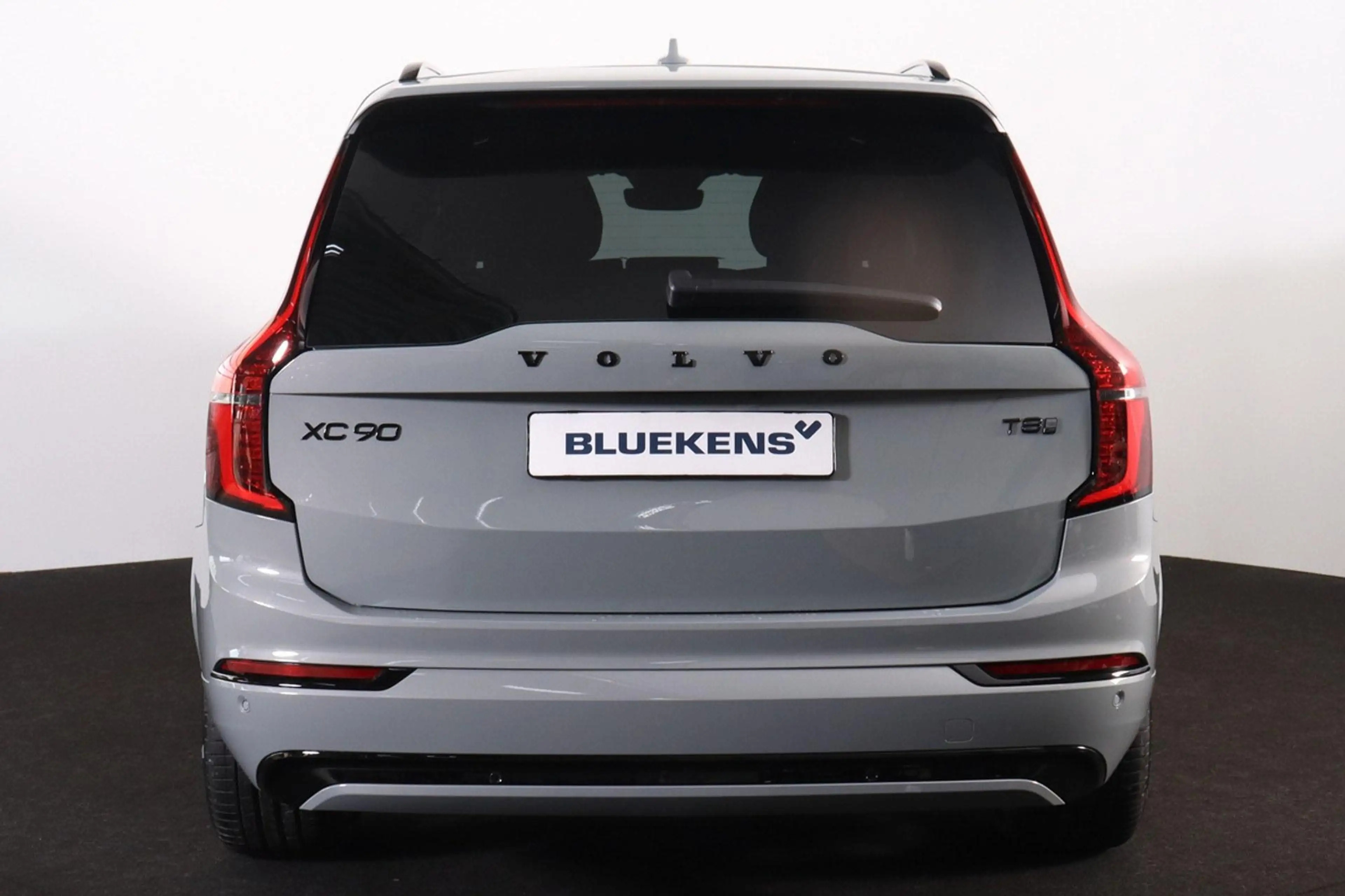 Volvo XC90 T8 Recharge AWD Ultra Black Edition - Panorama/sch — photo 4