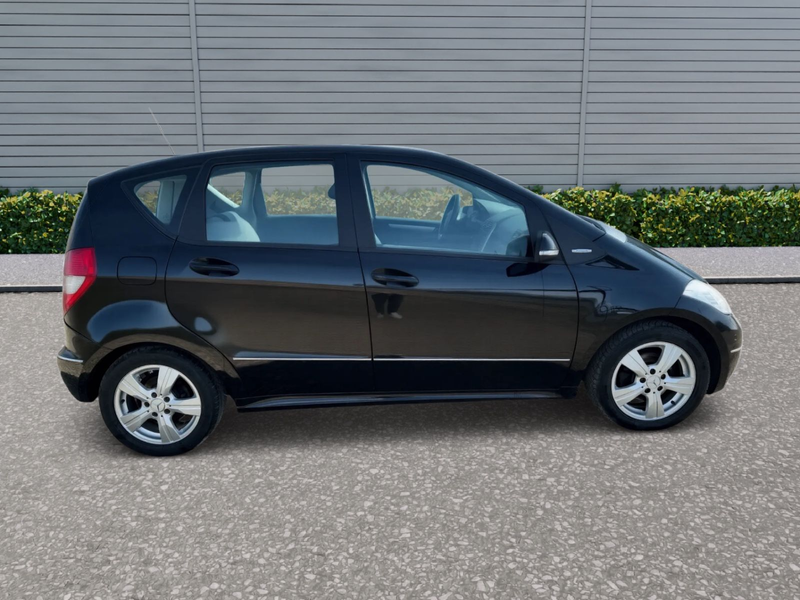 Mercedes-Benz A 180 CDI ELEGANCE — photo 4
