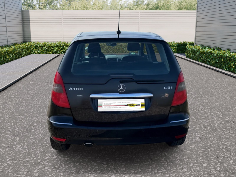 Mercedes-Benz A 180 CDI ELEGANCE — photo 5
