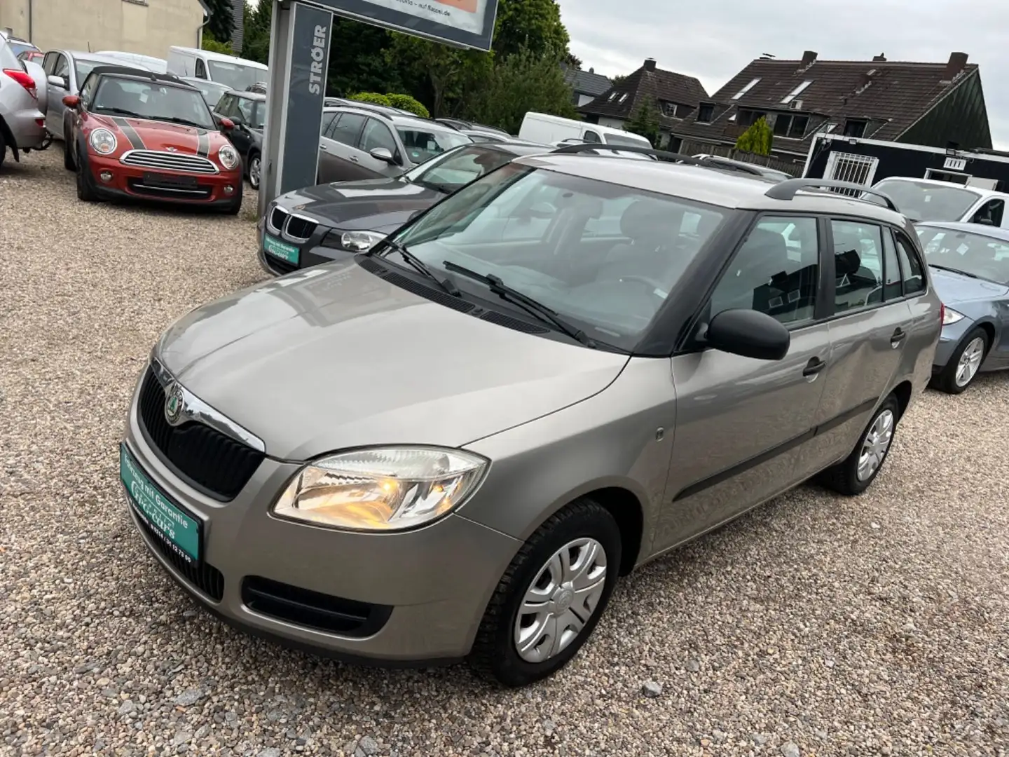 Skoda Fabia Combi Cool Edition*TÜV NEU*1 HAND*KLIMA* Beige - 2