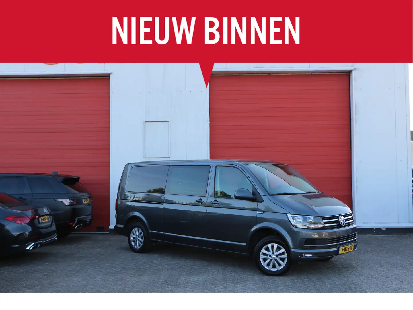 Volkswagen T6 Transporter 2.0 TDI L2H1 150pk DC Highline Grijs - 1