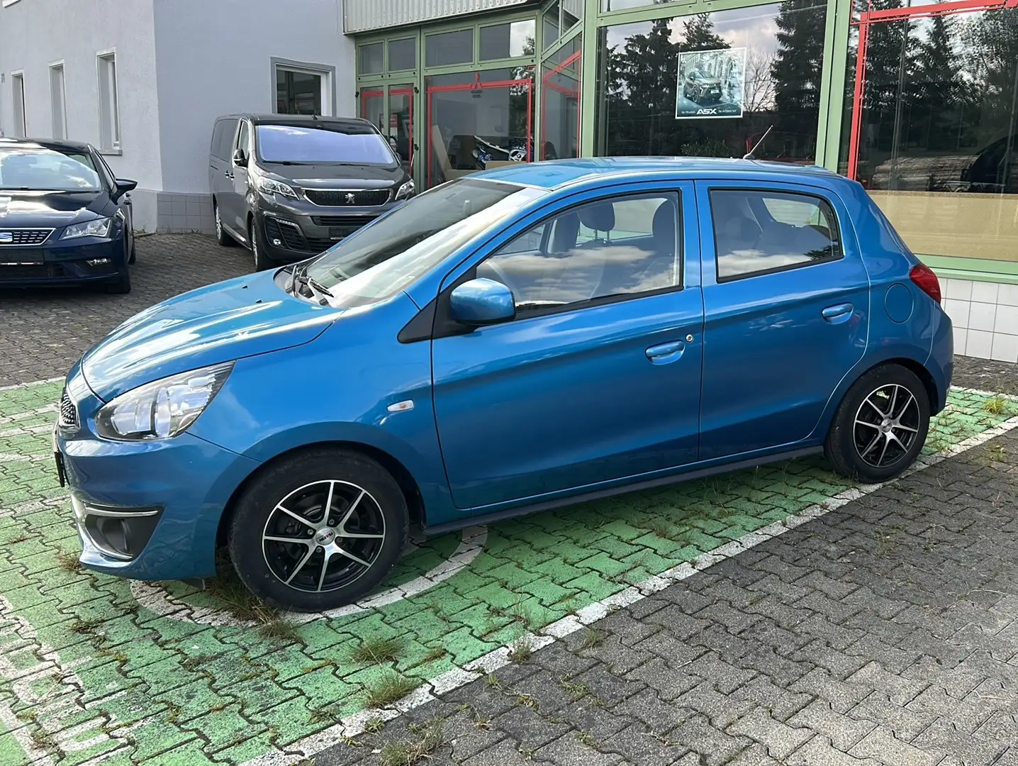 Mitsubishi Space Star Edition 100 Blau - 2