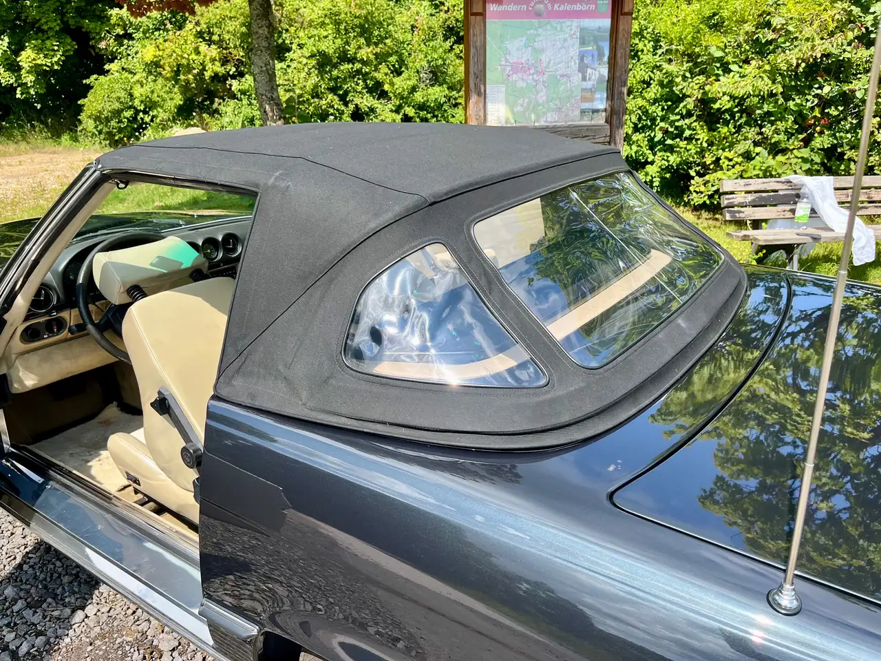 Mercedes-Benz SL 560 US Version, foto 2