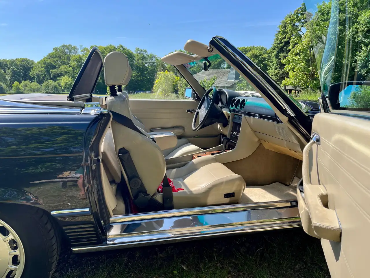 Mercedes-Benz SL 560 US Version, foto 12