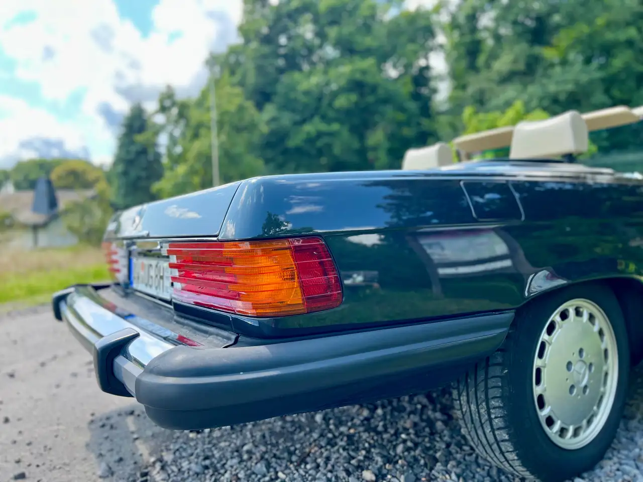 Mercedes-Benz SL 560 US Version, foto 6