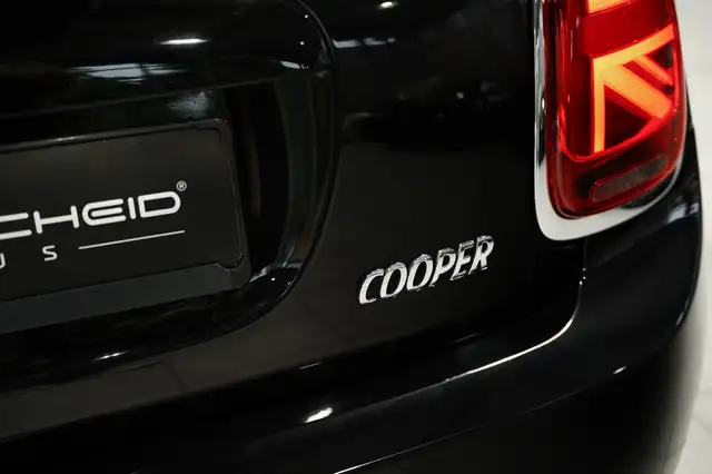 Mini Cooper Cooper view 13