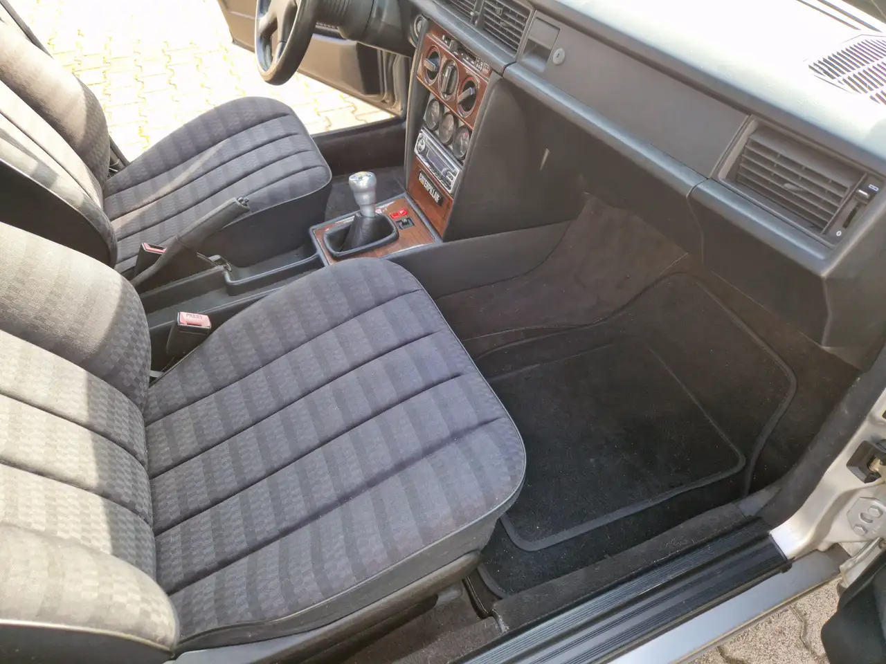 Mercedes-Benz 190 Sportline, foto 9
