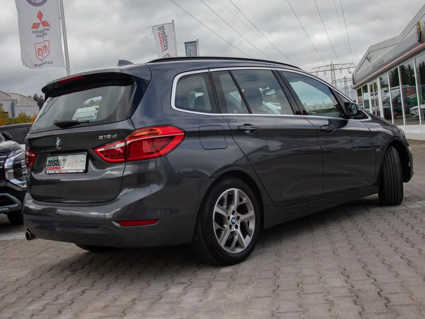 BMW 218 218d Grand Tourer Sport Line 2.0 Navi*Temp*Sz Hzg Gris - 2