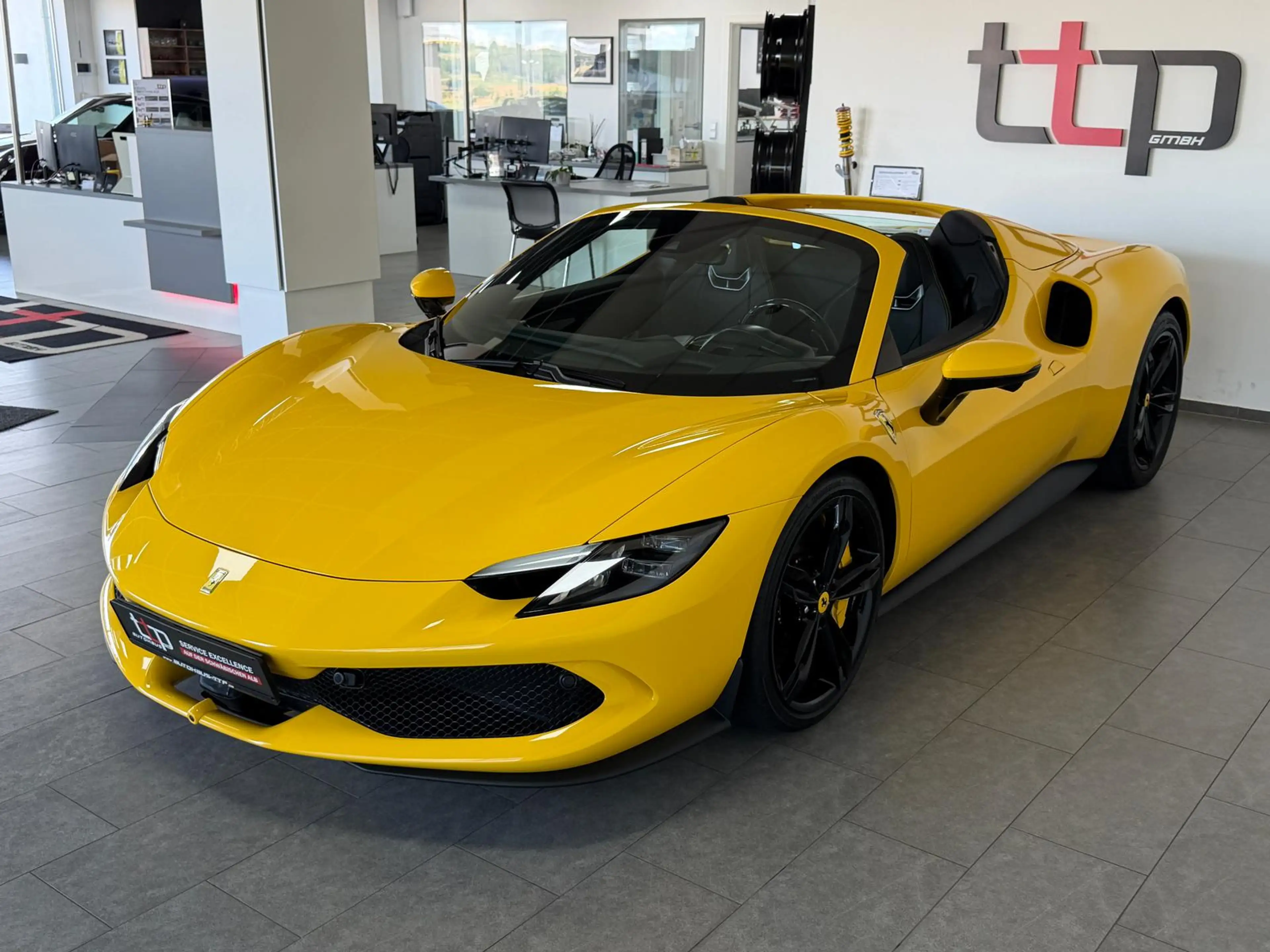 Ferrari 296 Carbon-LED 360° LIFT Carbon-Interior JBL — photo 5