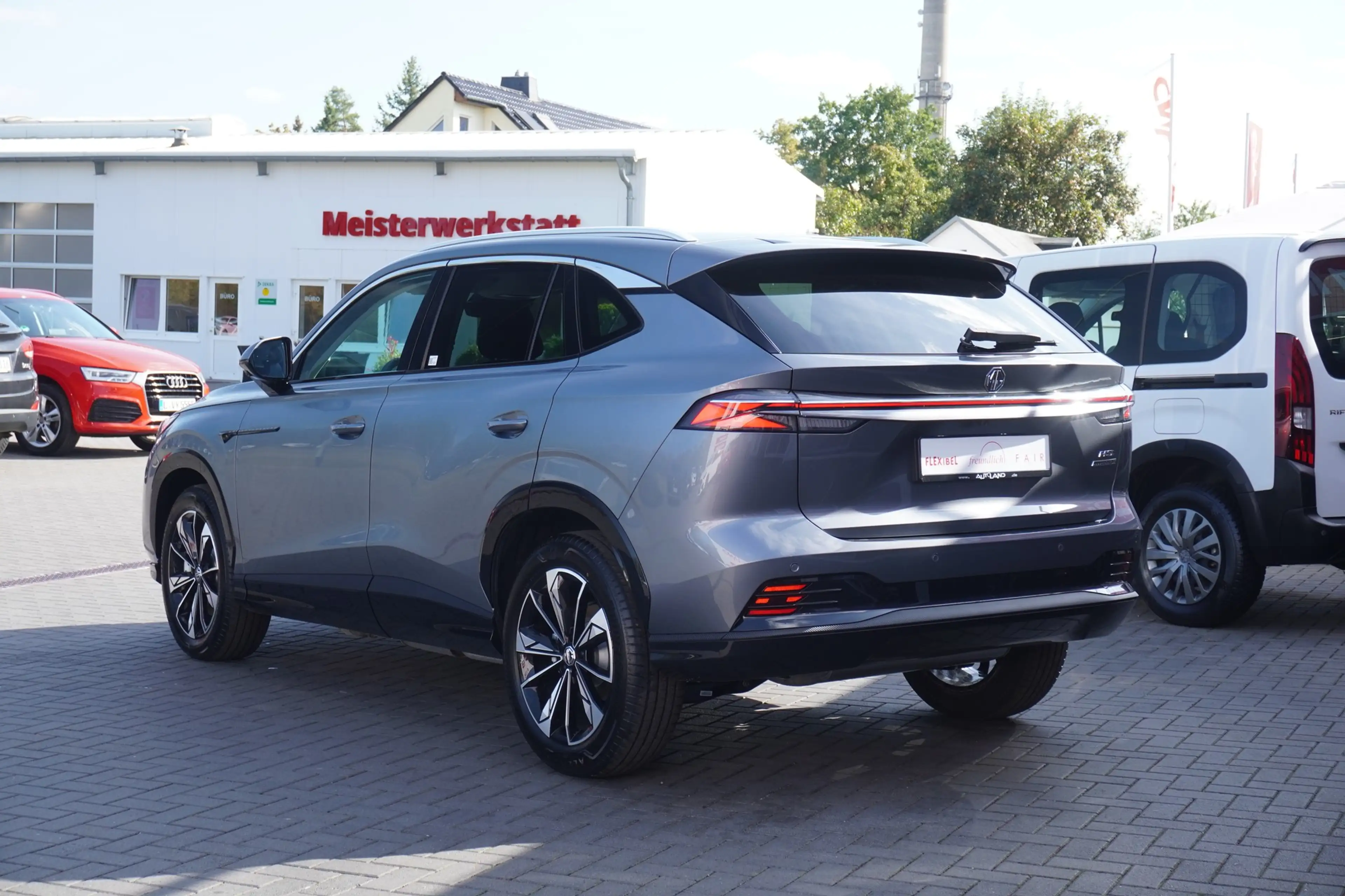 MG HS 1.5 T-GDI Hybrid+ Luxury Aut. LED ACC Navi — photo 3