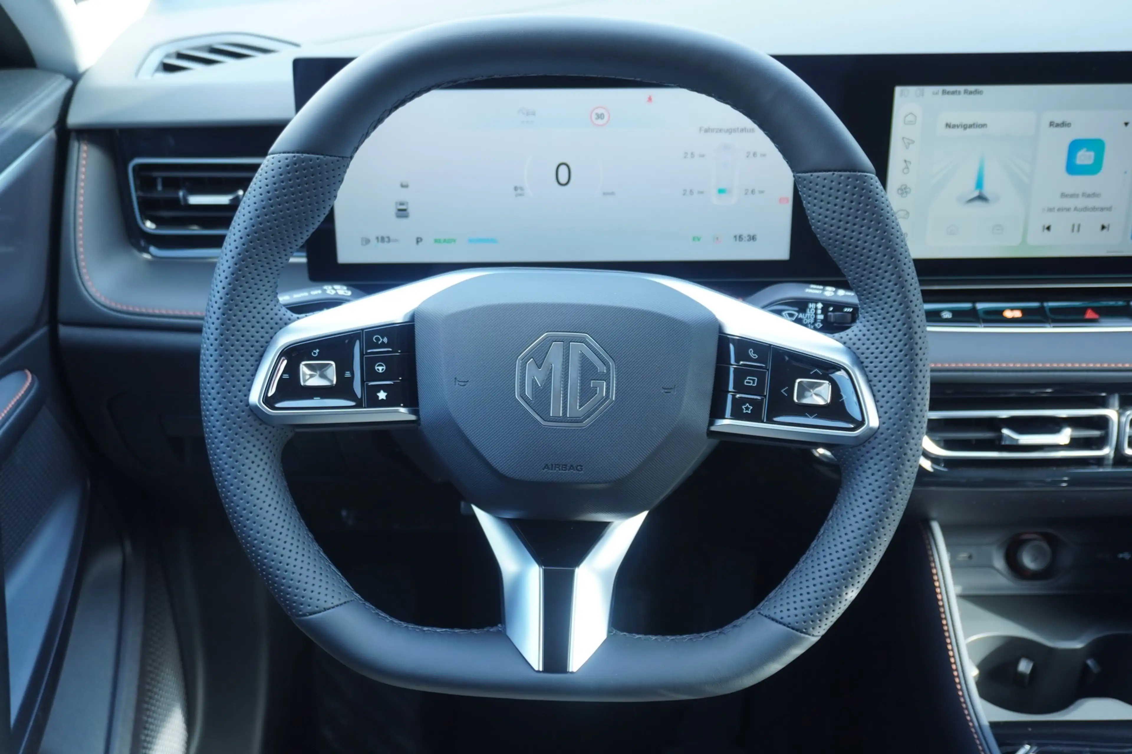 MG HS 1.5 T-GDI Hybrid+ Luxury Aut. LED ACC Navi — photo 12