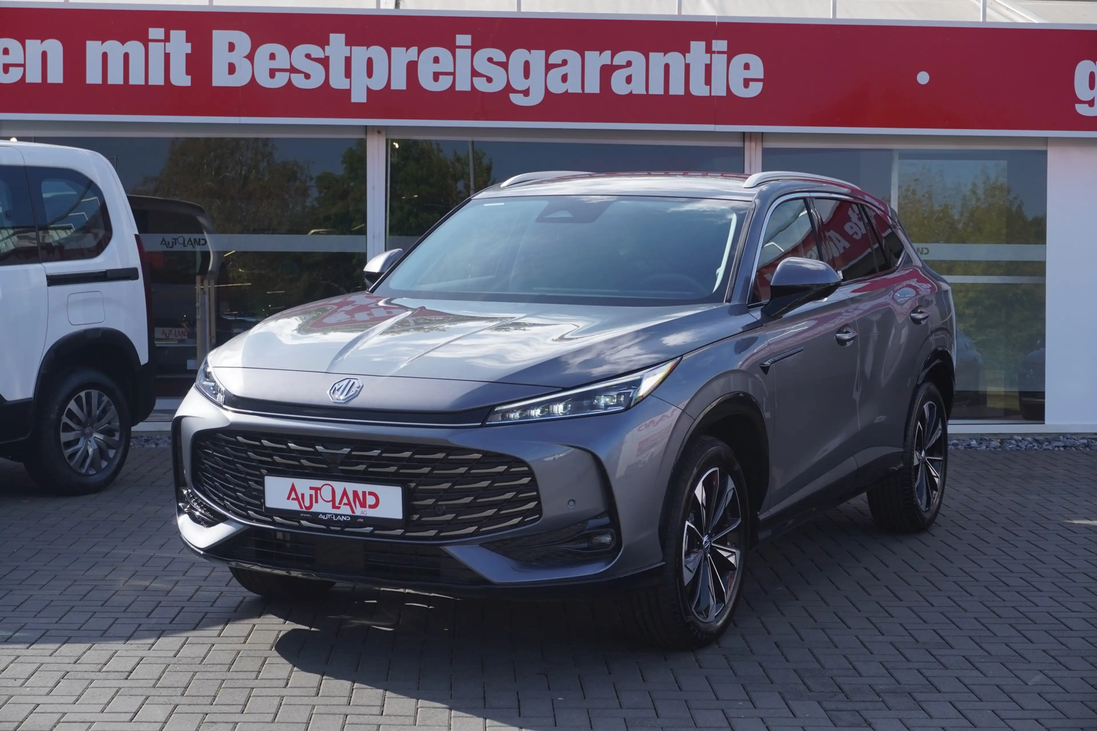 MG HS 1.5 T-GDI Hybrid+ Luxury Aut. LED ACC Navi — photo 2