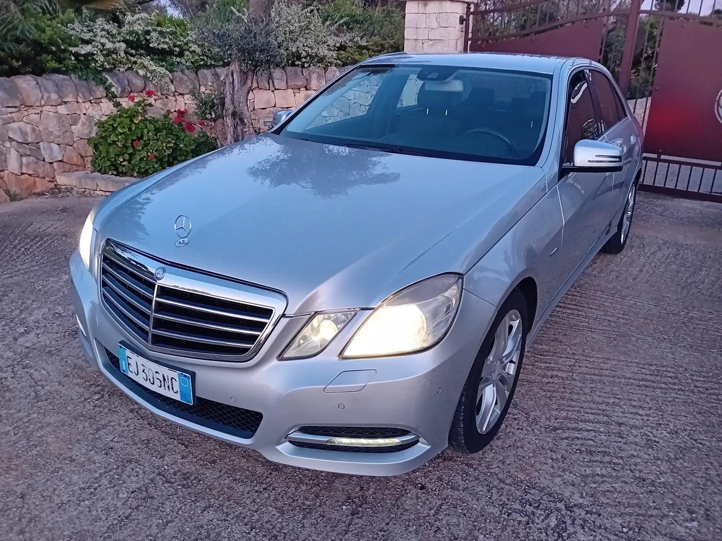 Mercedes-Benz E 350 Classe E - W212 Berlina cdi be Avantgarde 4matic Argent - 2