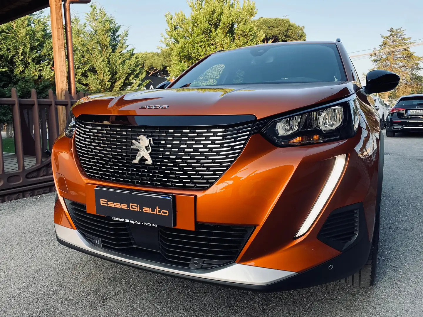 Peugeot 2008 Allure **POSS.PACK MEDIA** VED.NOTE Arancione - 1