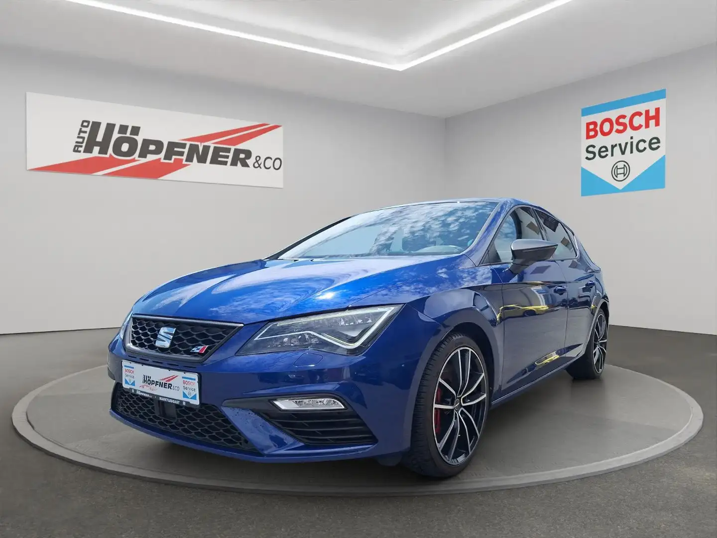 SEAT Leon Cupra 300 2.0 TSI Pano / Navi / DCC / ACC / Blue - 1