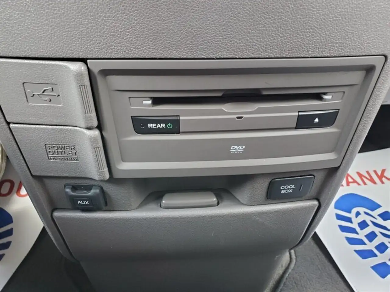 Honda Odyssey снимка Honda Odyssey