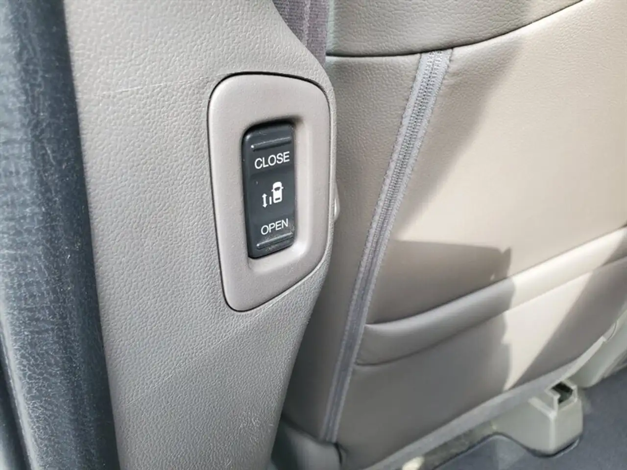 Honda Odyssey снимка Honda Odyssey