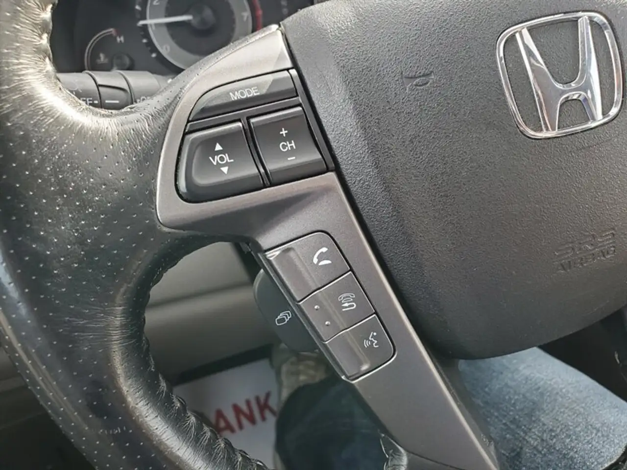 Honda Odyssey снимка Honda Odyssey