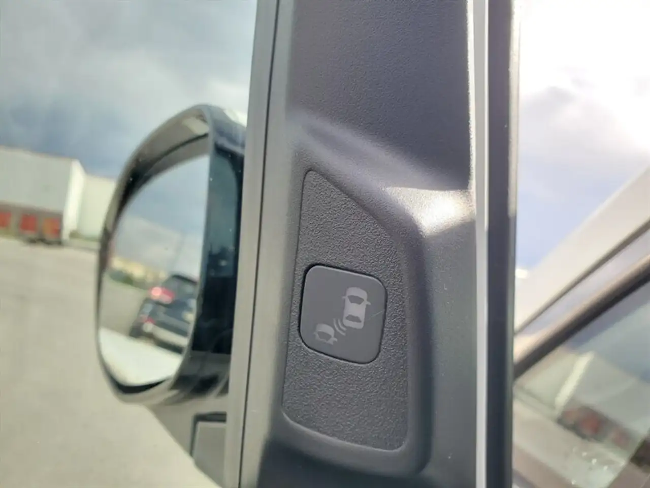 Honda Odyssey снимка Honda Odyssey