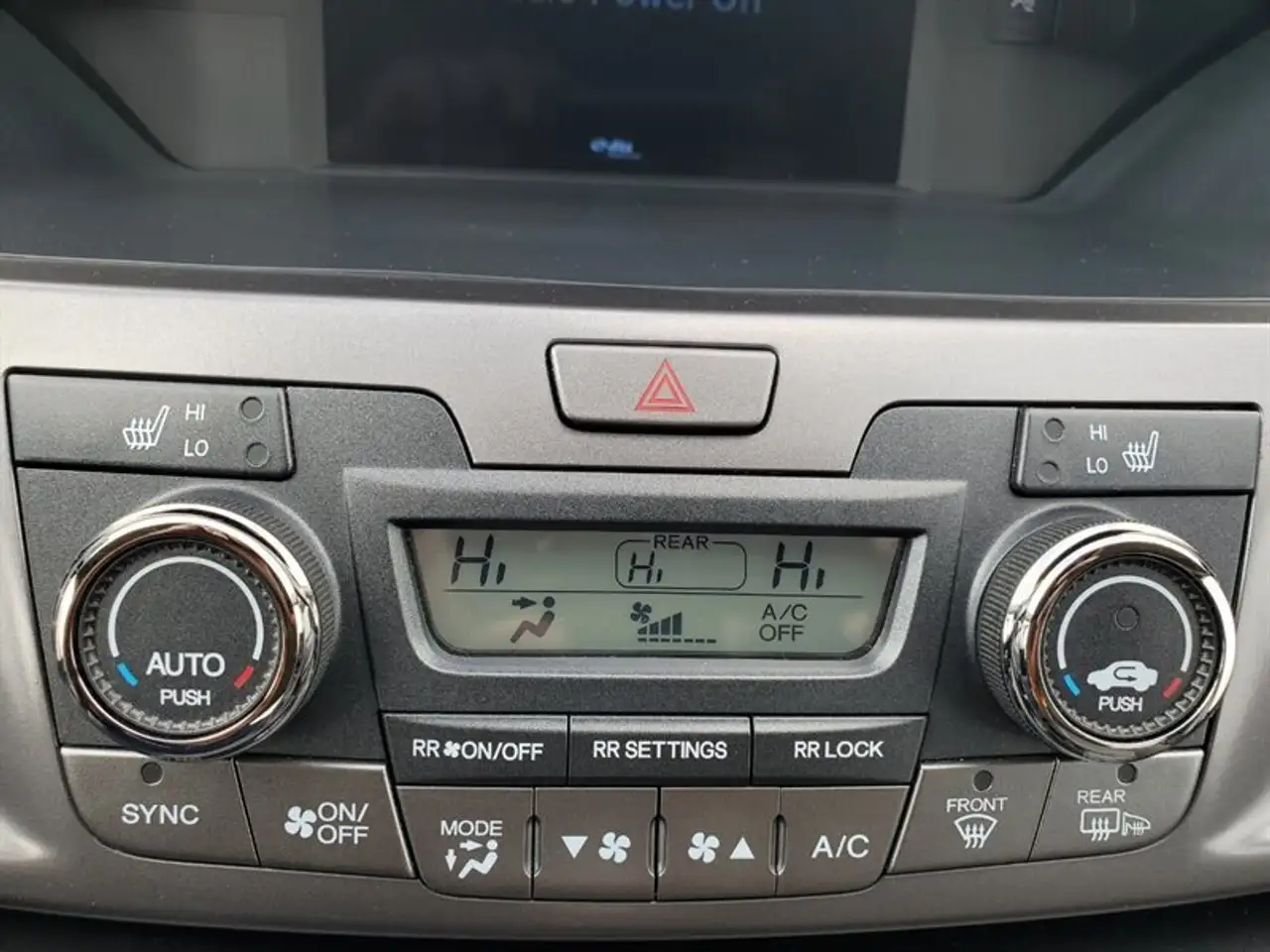 Honda Odyssey снимка Honda Odyssey
