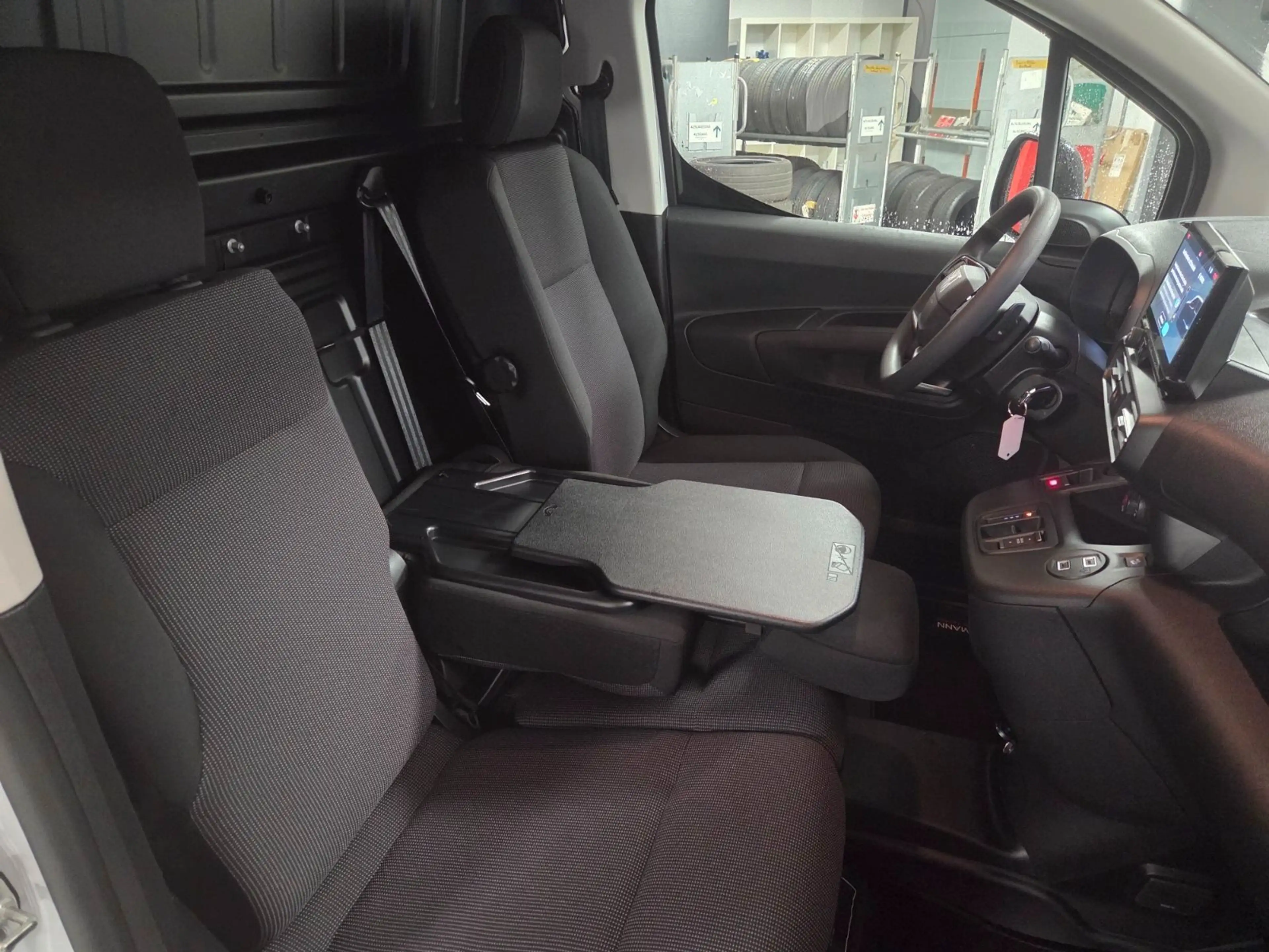 Fiat Doblo Elektro KaWa XL 50 kWh (136 PS) — photo 11