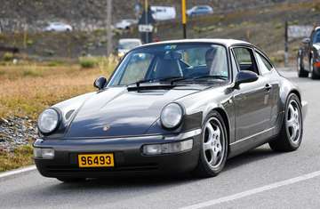 911 Carrera 2