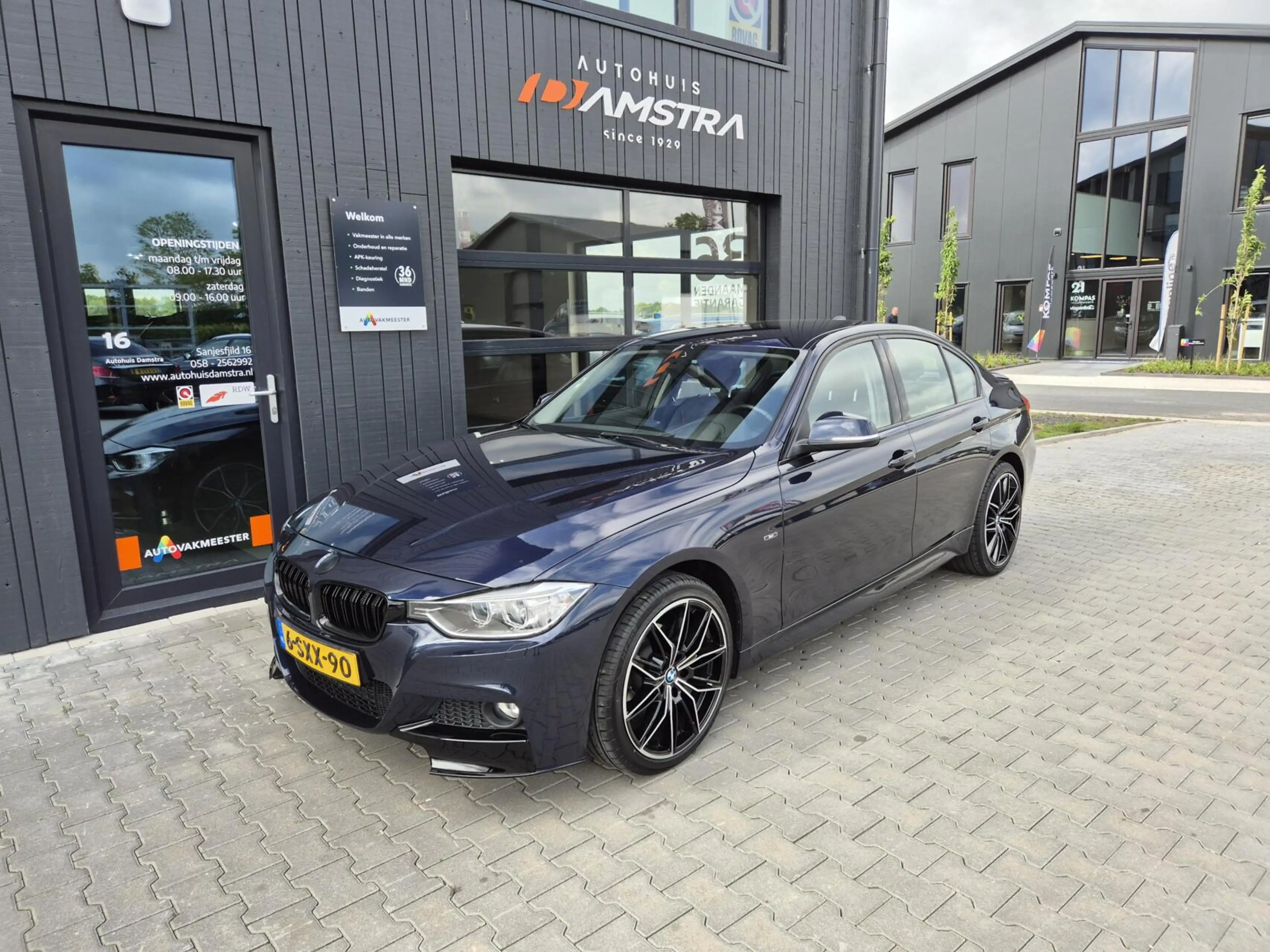 BMW 316 3-serie 316i High Executive Sport|Navi|Camera|Crui