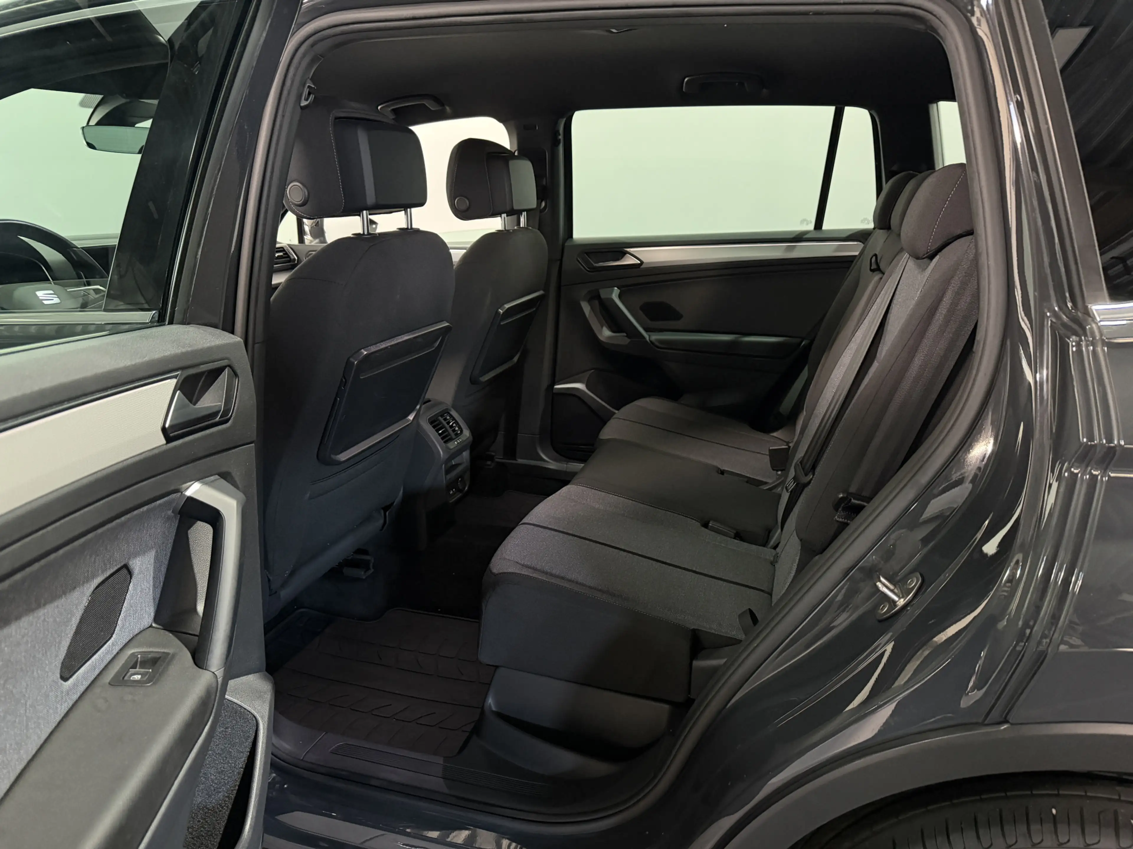 SEAT Tarraco 1.5 TSI Style - CarPlay / Camera / Lane assist — photo 28