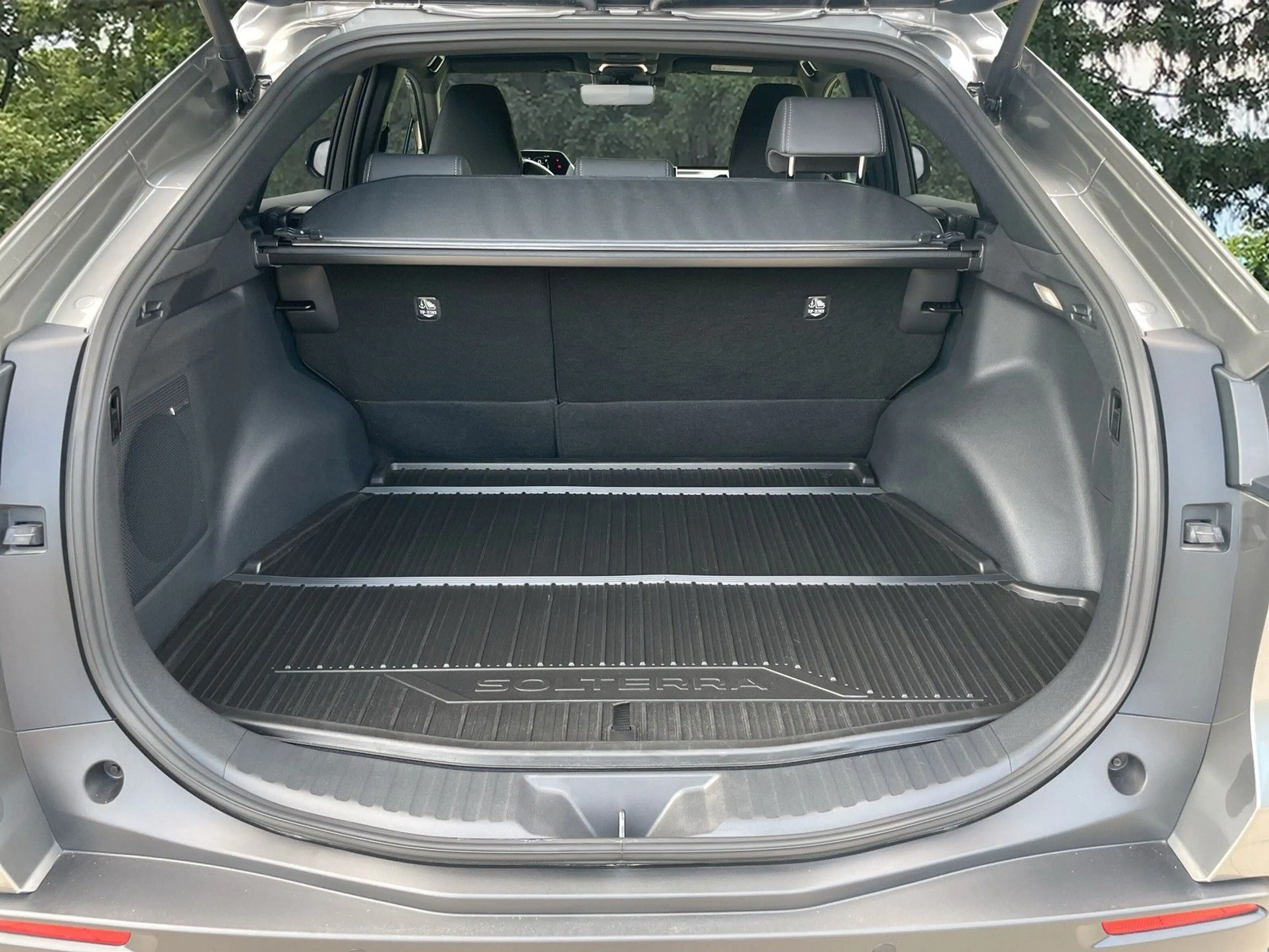 Subaru Solterra 160 kW Platinum+8fachReifen+TOP-WIE NEU — photo 10