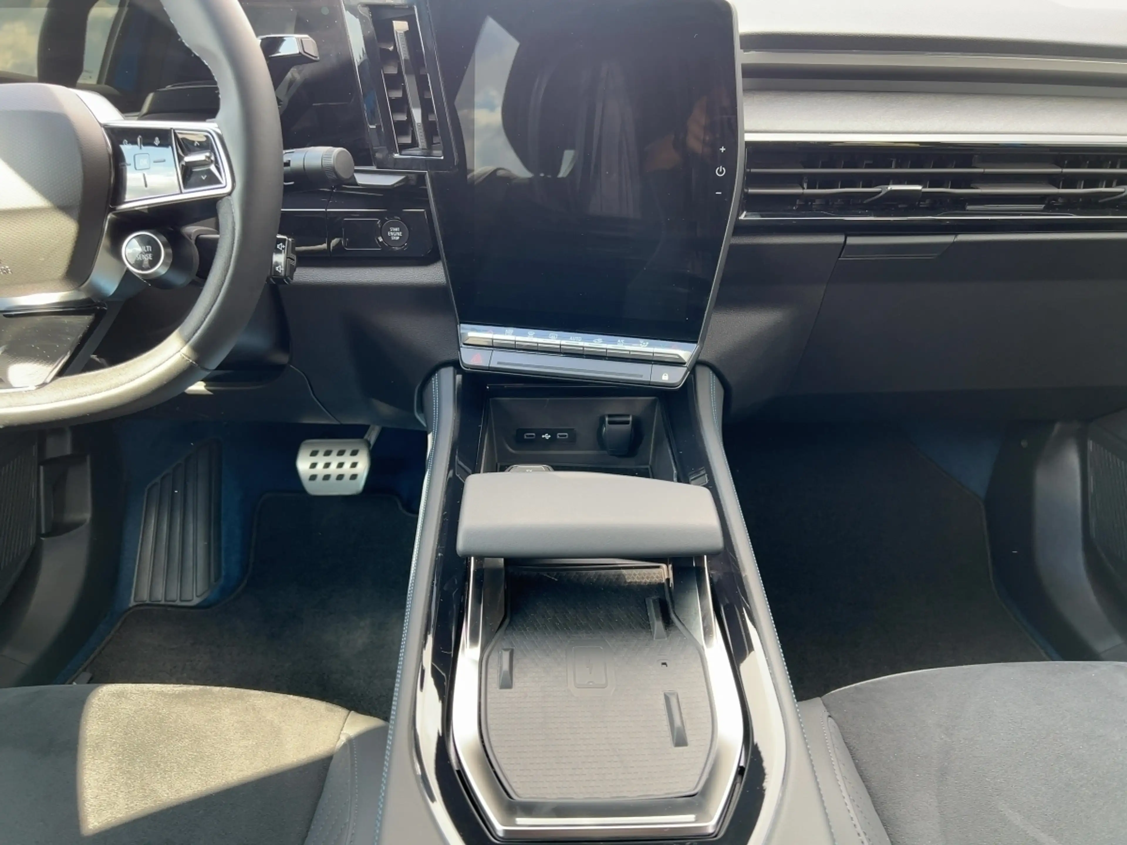 Renault Rafale ATELIER ALPINE 4x4 E-TECH PLUG-IN HYBRID 300 8 FACH BEREIFT — photo 12