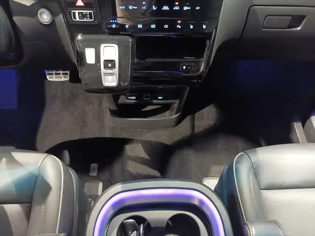 Hyundai Staria view 13