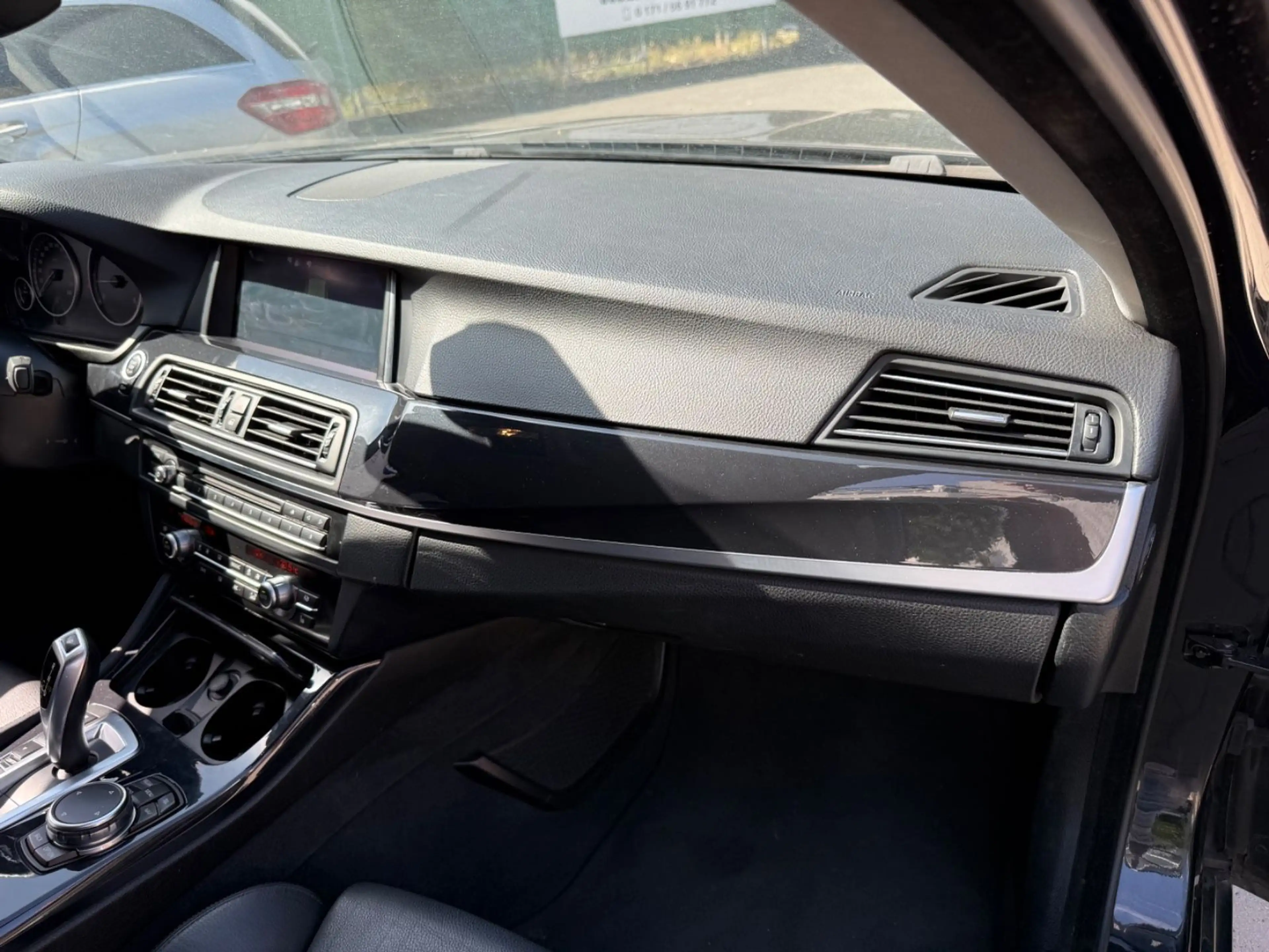 BMW 520 d Touring Steptronic·Standheizung·Xenon·Pano — photo 11