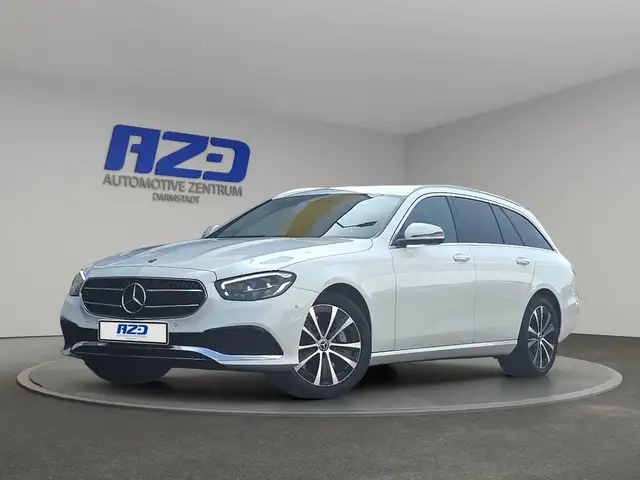 Mercedes-Benz E 300 de T STNDHZ BURMEST AMBIENT+ DISTRON LEDER