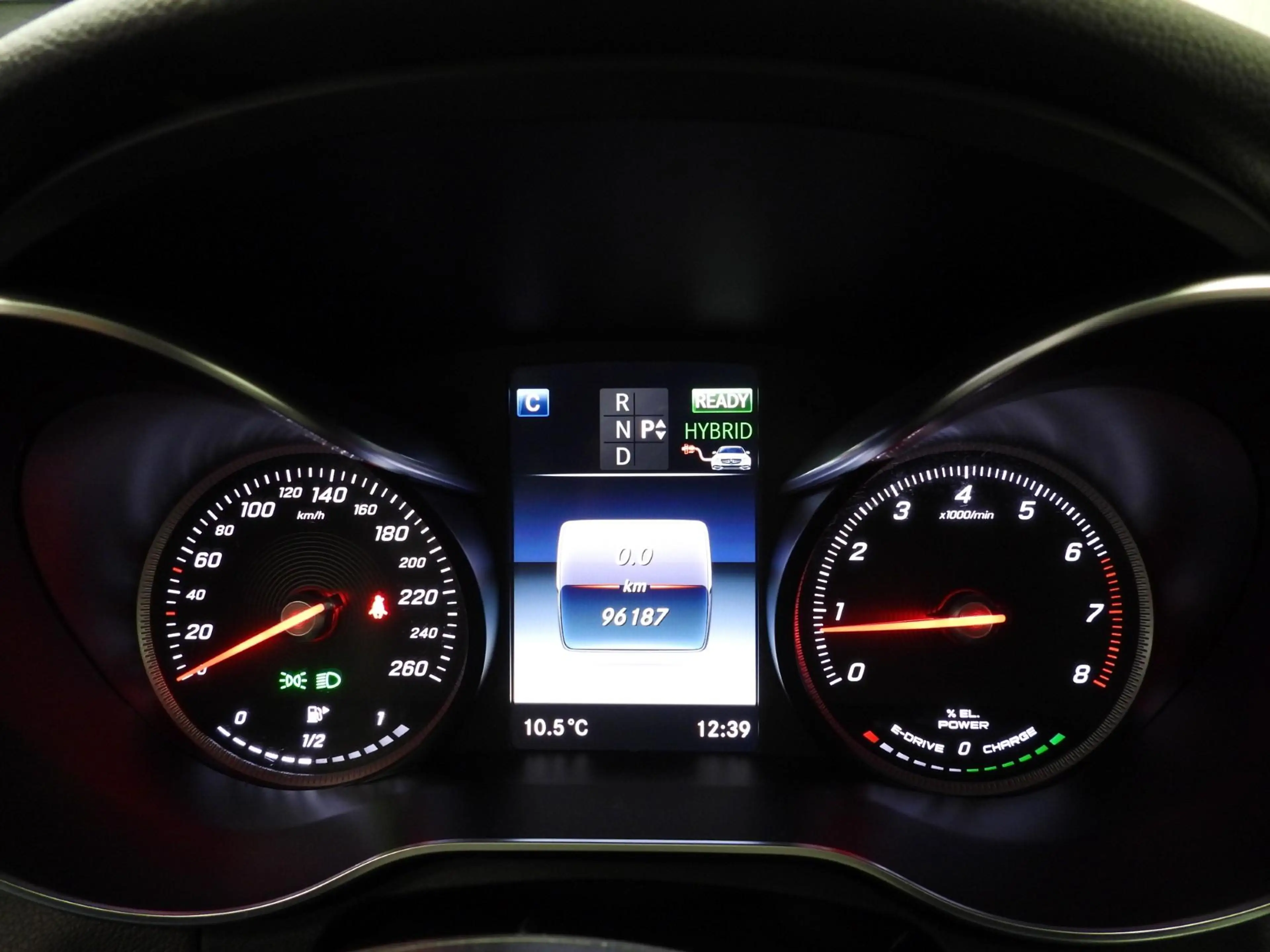 Mercedes-Benz C 350 Estate C350e Sport Edition LEER/SCHUIFDAK/LED/18"L — photo 28