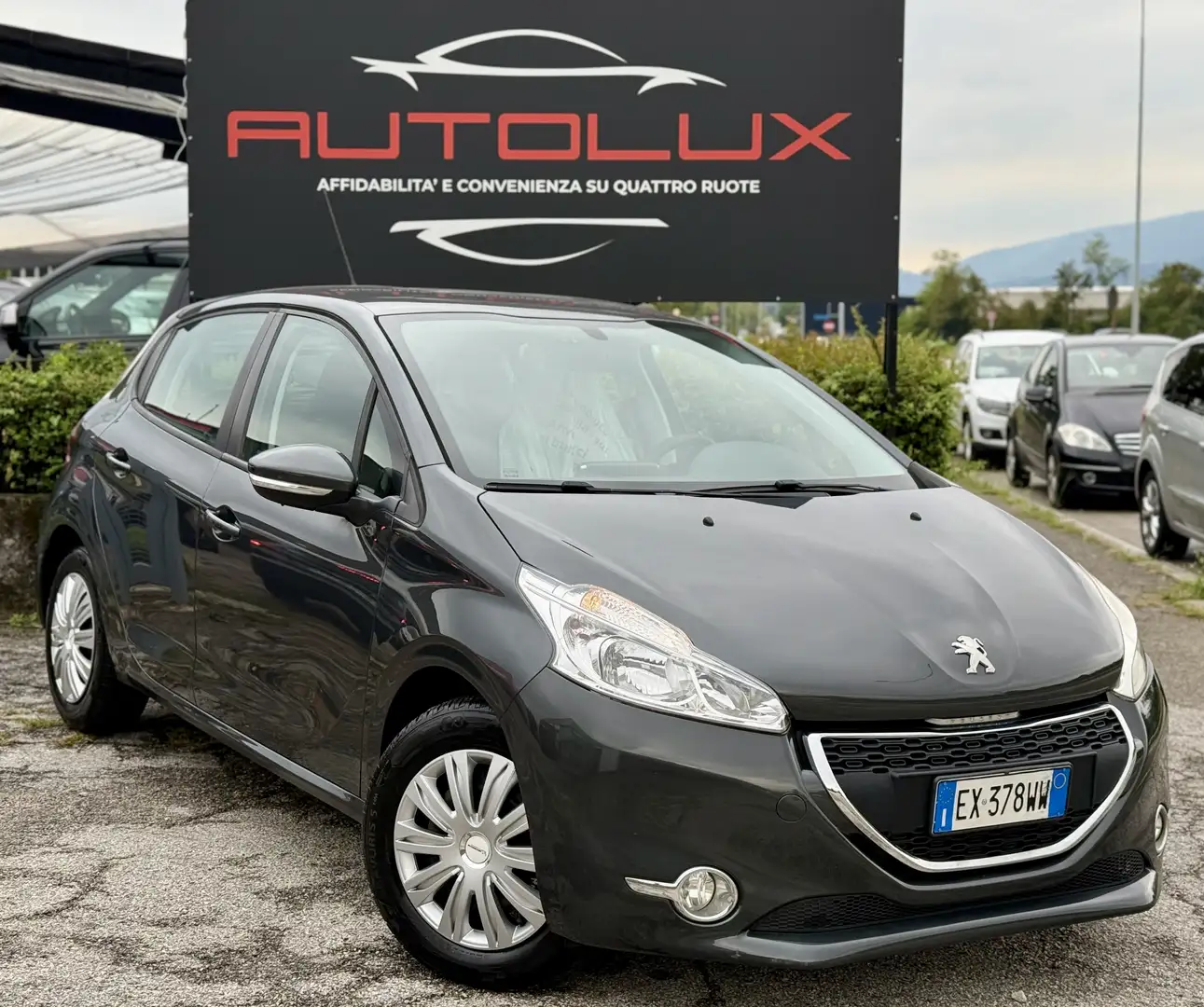Peugeot 208 5p 1.4 hdi 8v Access c/reg.vel. NEOPATENTATI - 1
