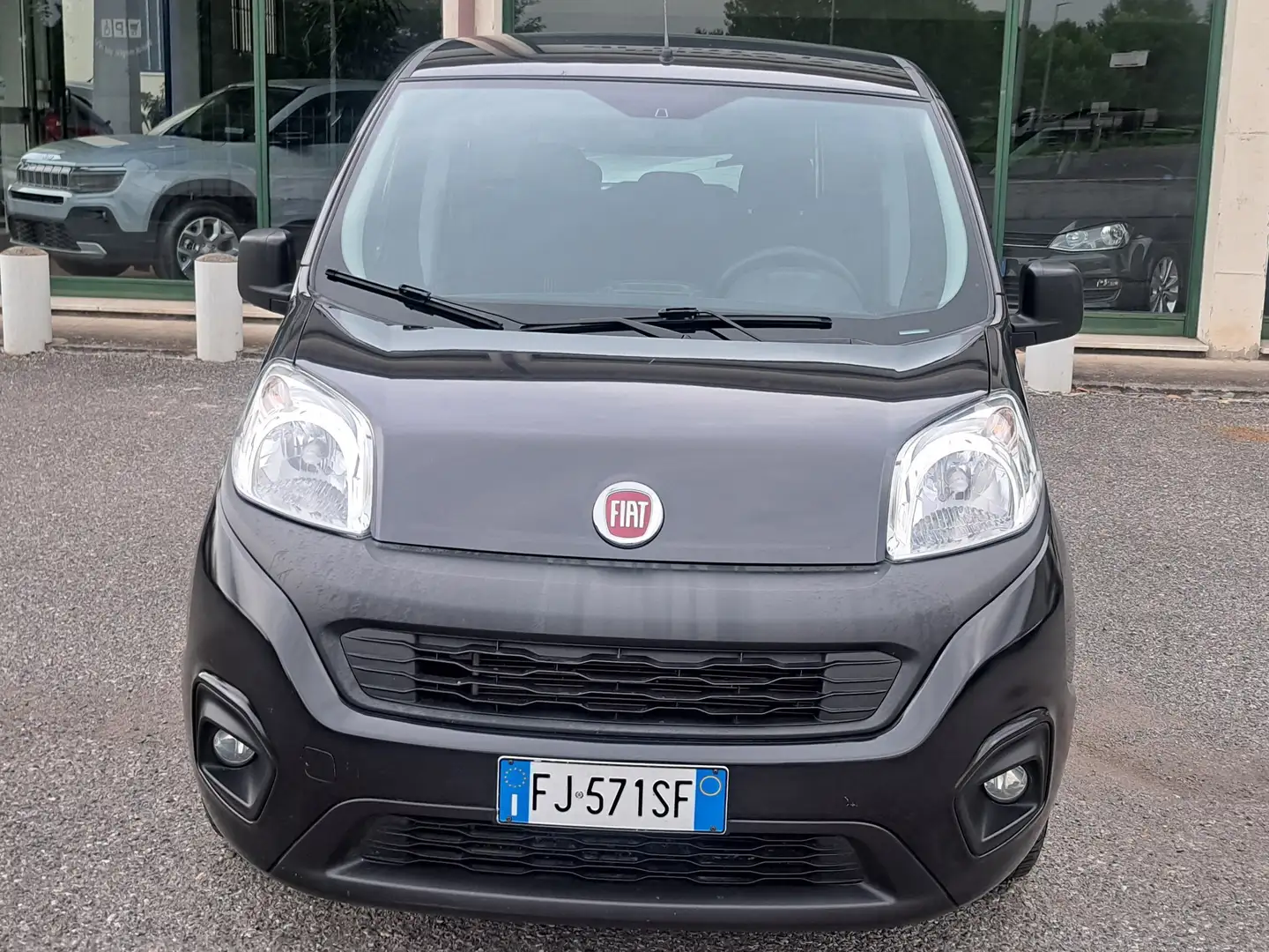 Fiat Qubo Qubo 2017 1.4 8v Easy 77cv SOLO 29.000 KM Nero - 2