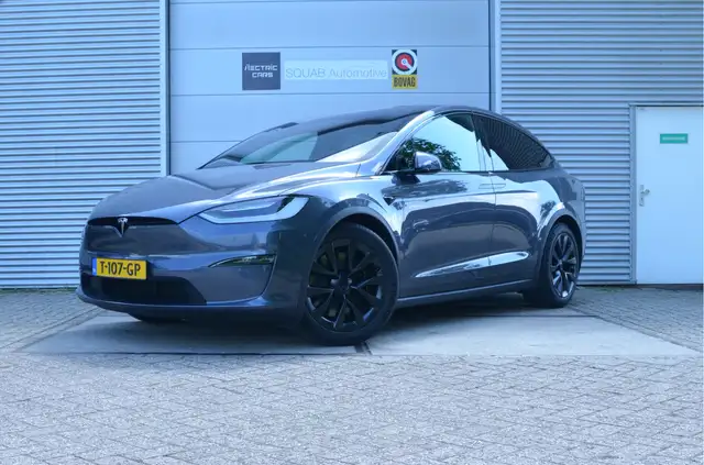 Tesla Model X
