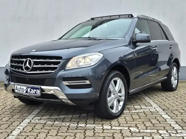 Mercedes-Benz ML 350 CGI*Panorama*Harman Kardon*360°*Comand*Leder*