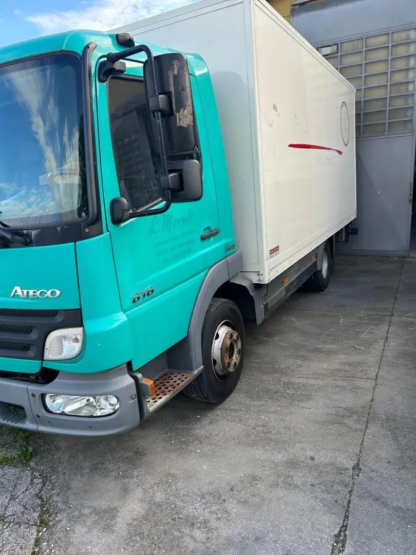 Mercedes-Benz ATEGO 818 Verde - 2
