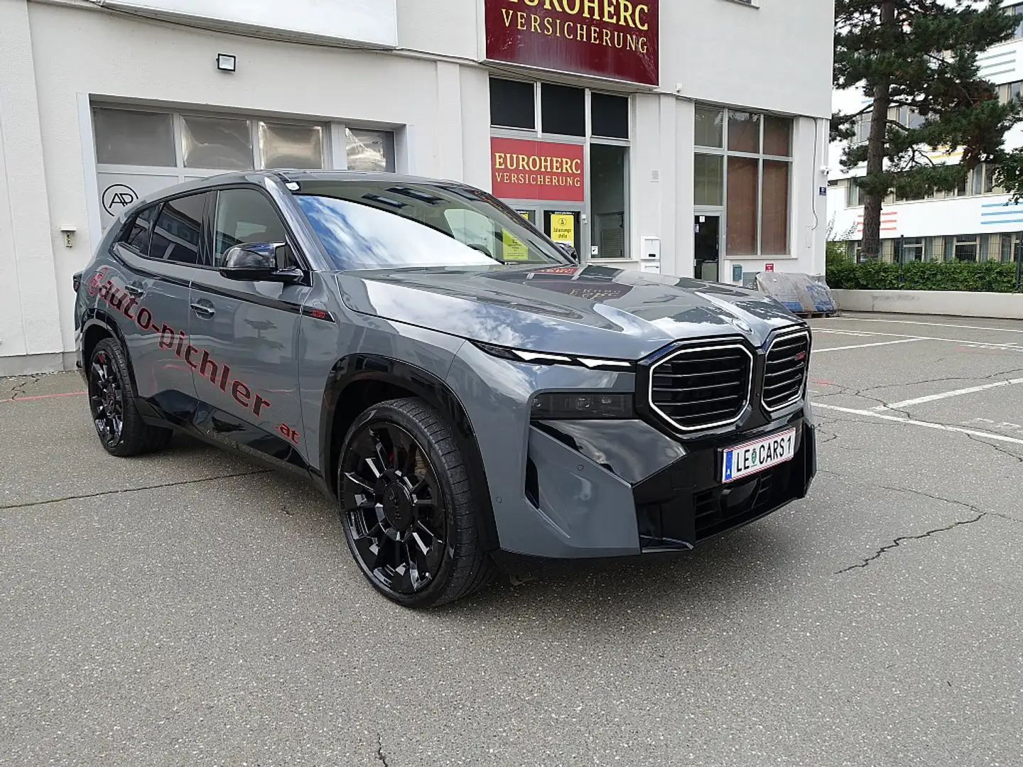 BMW XM Label Red 29,4kWh Aut. Grau - 2