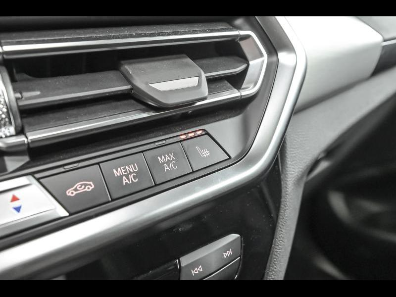 BMW X4 X4 xDrive20i — photo 13