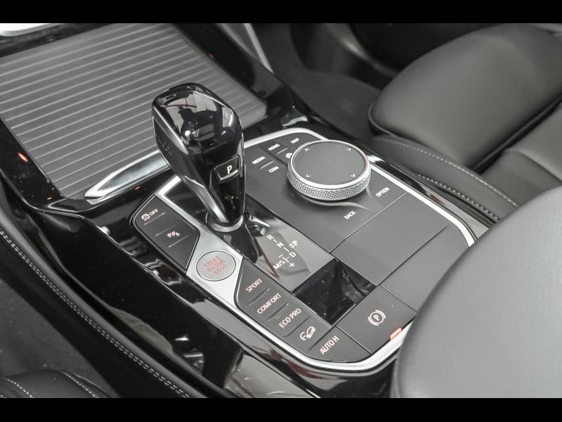 BMW X4 X4 xDrive20i — photo 11