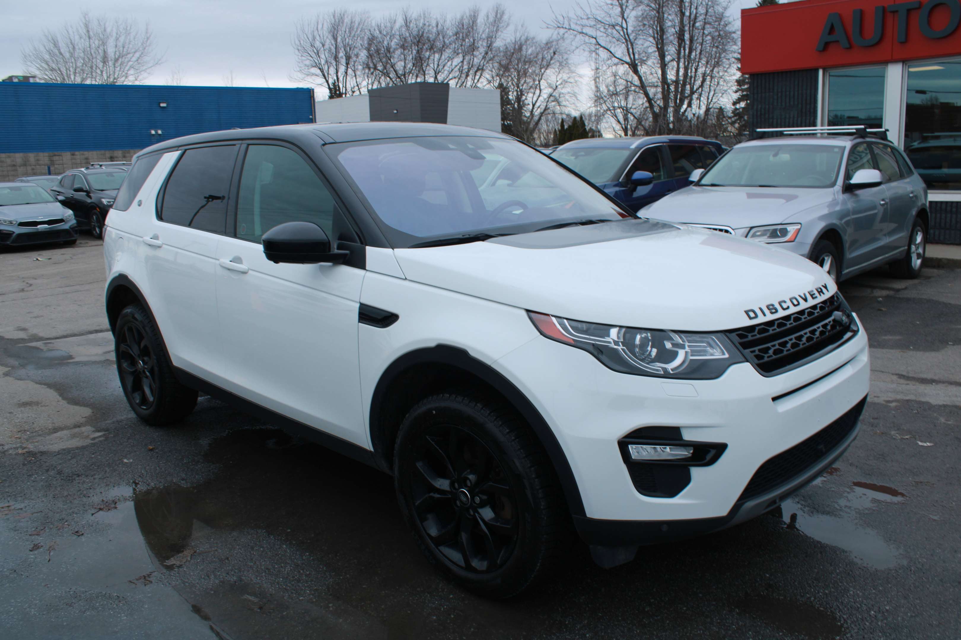 2018 Land Rover Discovery Sport HSE - Image 10