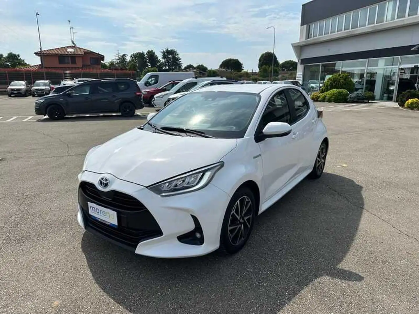 Toyota Yaris 1.5h Trend Bianco - 1