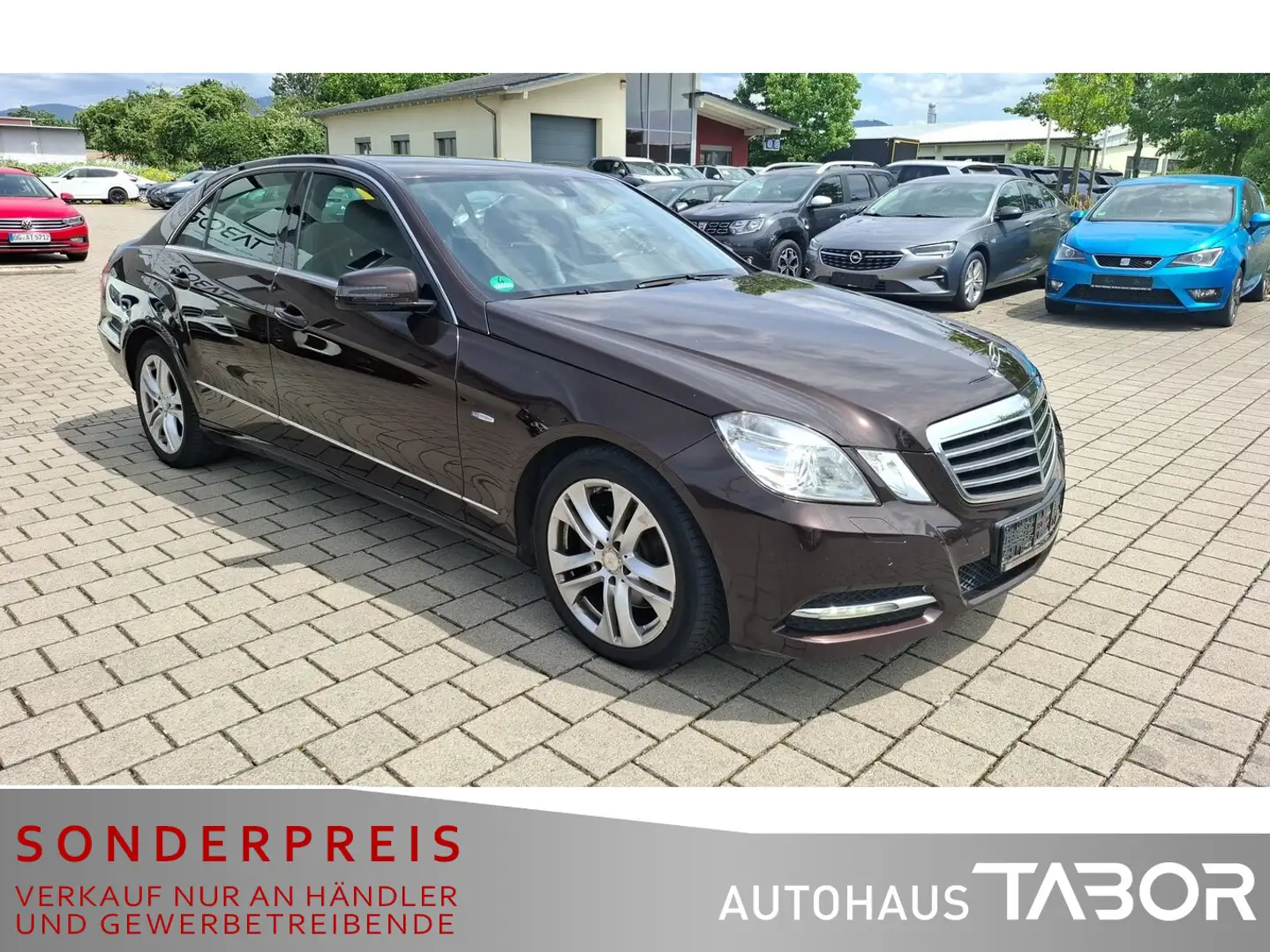 Mercedes-Benz E 250 E250 CGI Lim Avantgarde Aut. Navi PDC Xenon Temp - 2