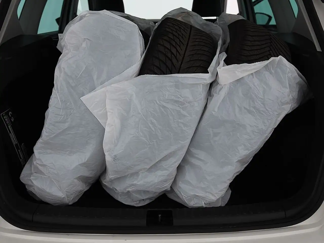 SEAT Ateca 2.0 TDI 4Drive Xperience Aut LED AHK LEDER 27