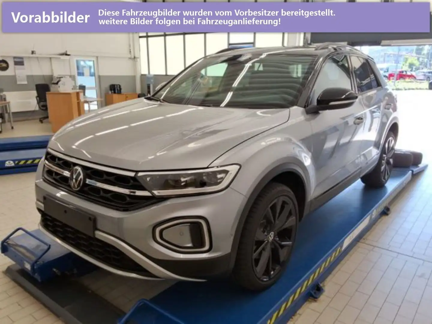 Volkswagen T-Roc STYLE BLACK STYLE 1.5 TSI DSG Bluetooth Navi Silber - 2