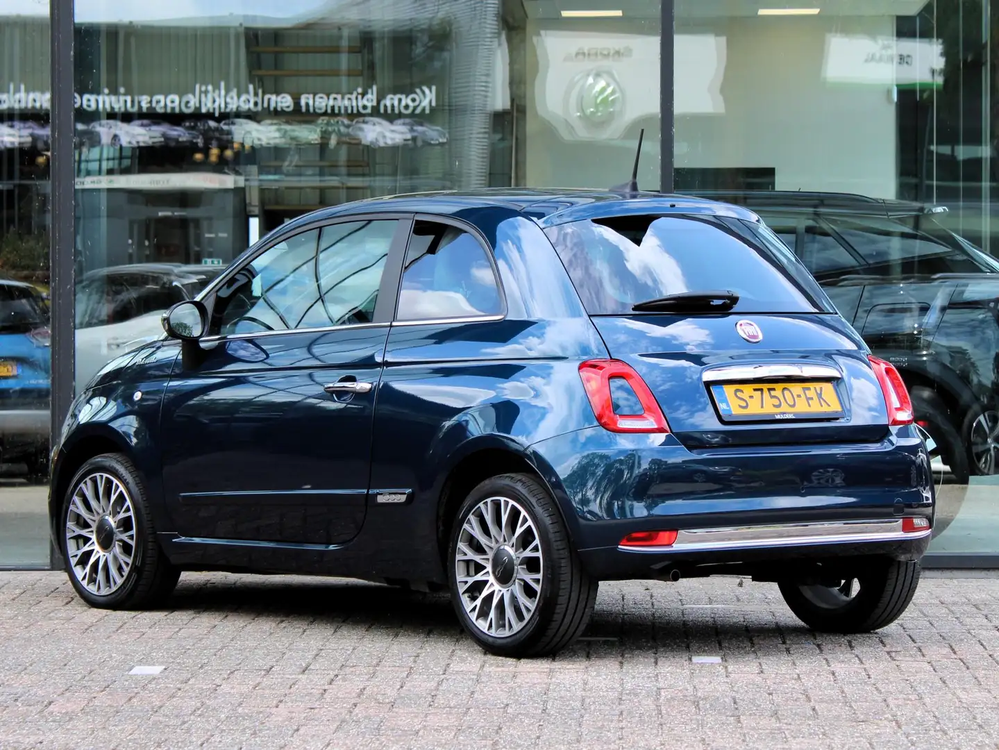Fiat 500 1.0 Hybrid Dolcevita | Apple Carplay / Panoramadak Blauw - 2